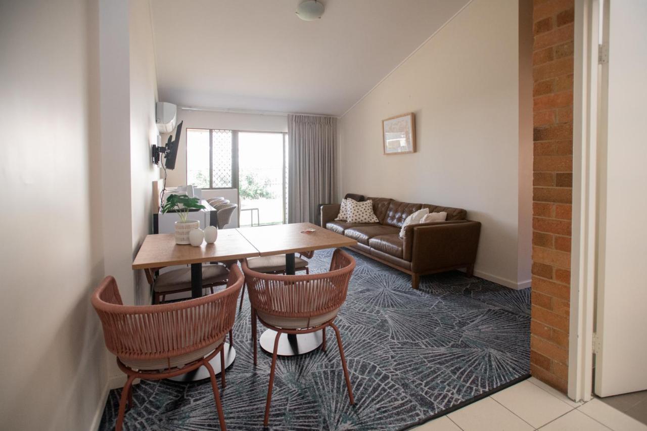 Bribie Island Hotel Bellara Eksteriør billede